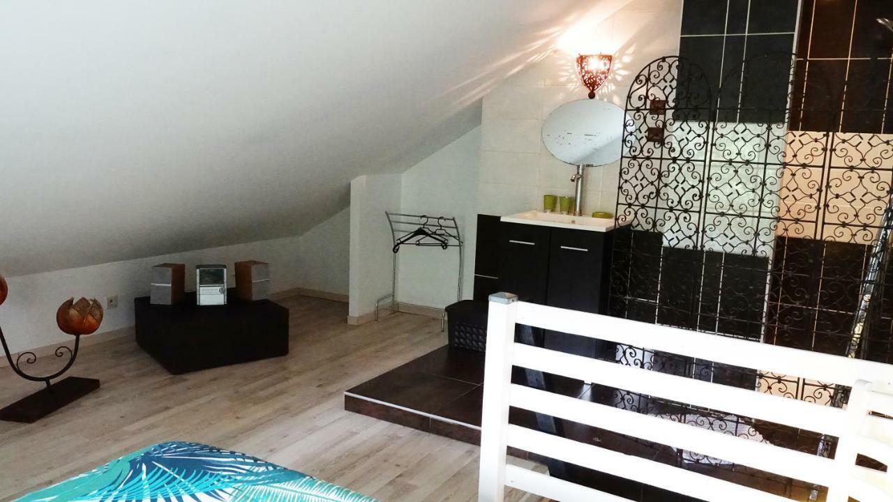 Ferienwohnung Le Vieux Pressoir Saint-Germain-lès-Arlay Exterior foto